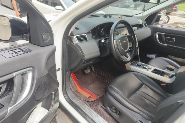 Used Land Rover Discovery Sport 2018 240 PS SE Version Driver Seat