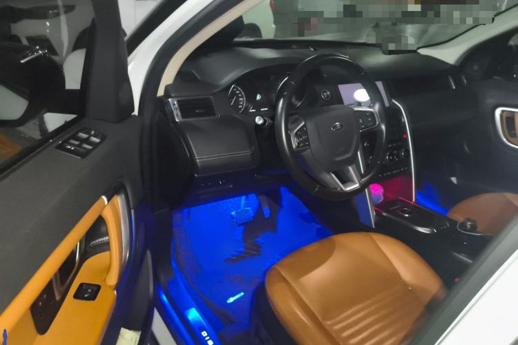 Used Land Rover Discovery Sport 2018 240 PS HSE LUXURY Edition Driver Seat
