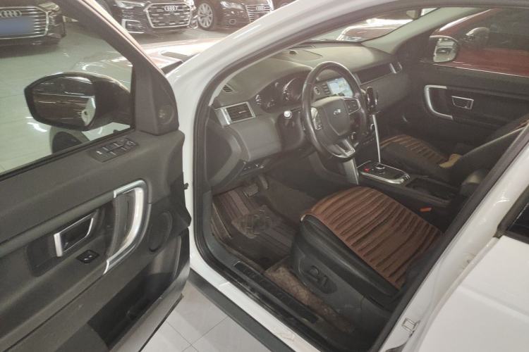 Used Land Rover Discovery Sport 2018 240 PS SE Version Driver Seat