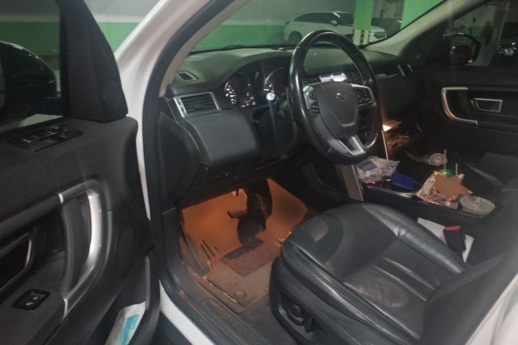 Used Land Rover Discovery Sport 2018 240 PS SE Version Driver Seat