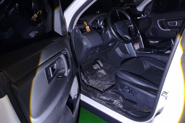 Used Land Rover Discovery Sport 2018 240 PS SE Version Driver Seat