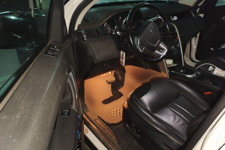 Used Land Rover Discovery Sport 2018 240 PS SE Version Driver Seat
