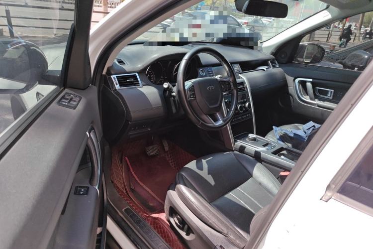 Used Land Rover Discovery Sport 2018 240 PS HSE Version Driver Seat