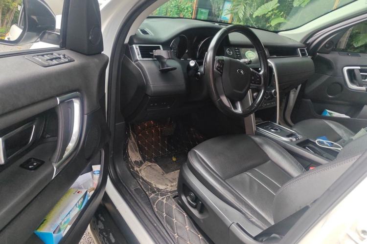 Used Land Rover Discovery Sport 2018 240 PS SE Version Driver Seat