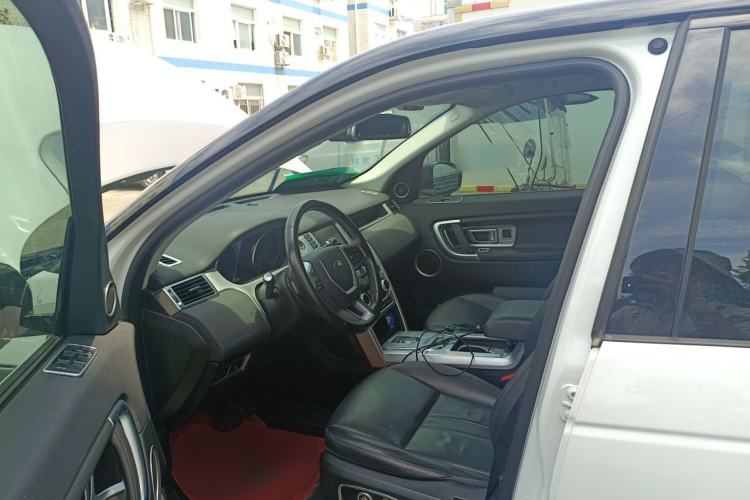 Used Land Rover Discovery Sport 2018 240 PS SE Version Driver Seat