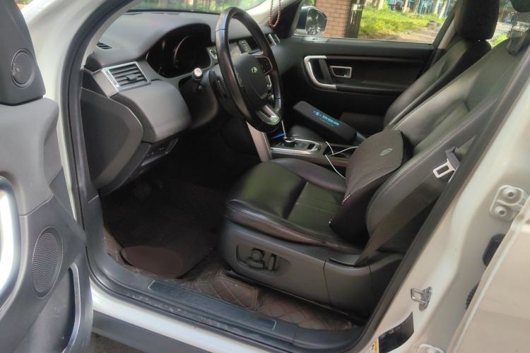 Used Land Rover Discovery Sport 2018 240 PS SE Version Driver Seat
