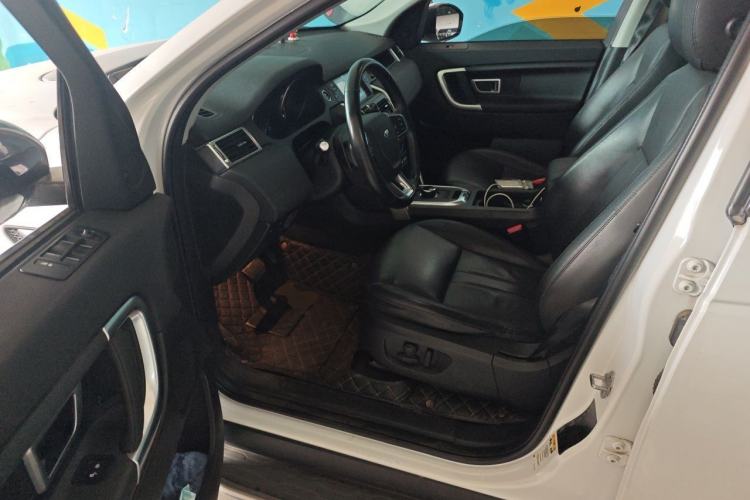Used Land Rover Discovery Sport 2018 240 PS SE Version Driver Seat