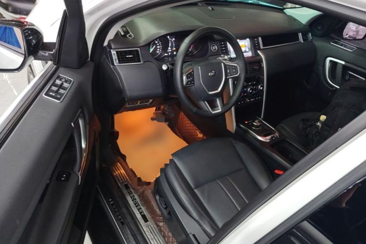 Used Land Rover Discovery Sport 2018 240 PS SE Version Driver Seat