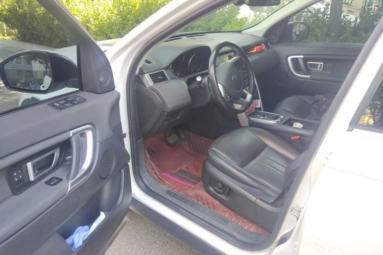 Used Land Rover Discovery Sport 2018 240 PS HSE Version Driver Seat
