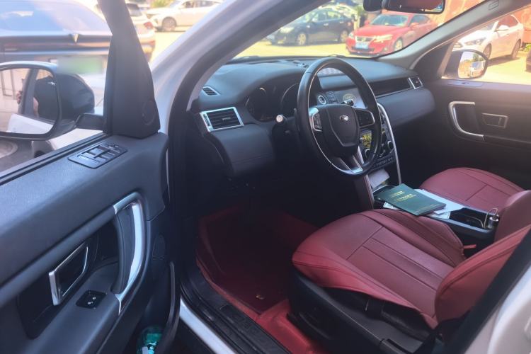 Used Land Rover Discovery Sport 2018 240 PS SE Version Driver Seat