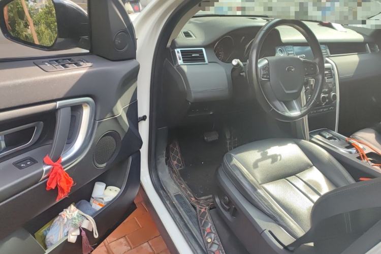 Used Land Rover Discovery Sport 2018 240 PS SE Version Driver Seat