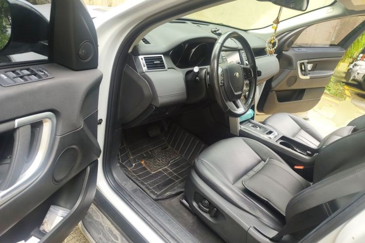 Used Land Rover Discovery Sport 2018 240 PS SE Version Driver Seat