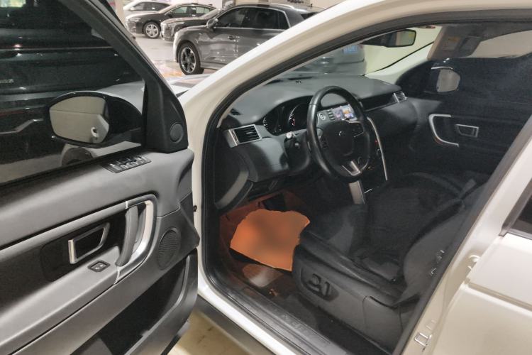 Used Land Rover Discovery Sport 2018 240 PS SE Version Driver Seat