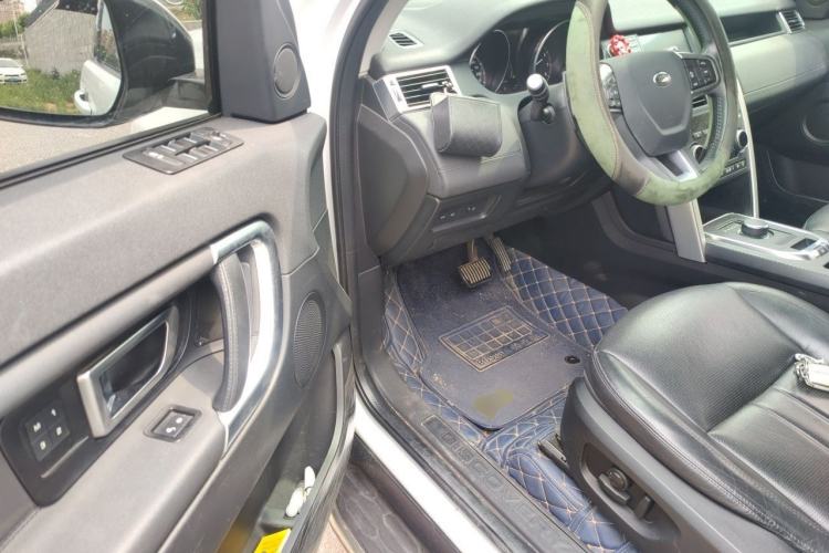 Used Land Rover Discovery Sport 2018 240 PS HSE Version Driver Seat