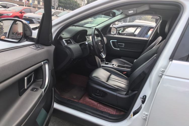 Used Land Rover Discovery Sport 2018 240 PS SE Version Driver Seat