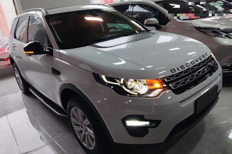 Used Land Rover Discovery Sport 2018 240 PS SE Version Exterior 1