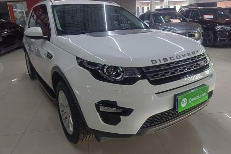 Used Land Rover Discovery Sport 2018 240 PS SE Version Exterior 1