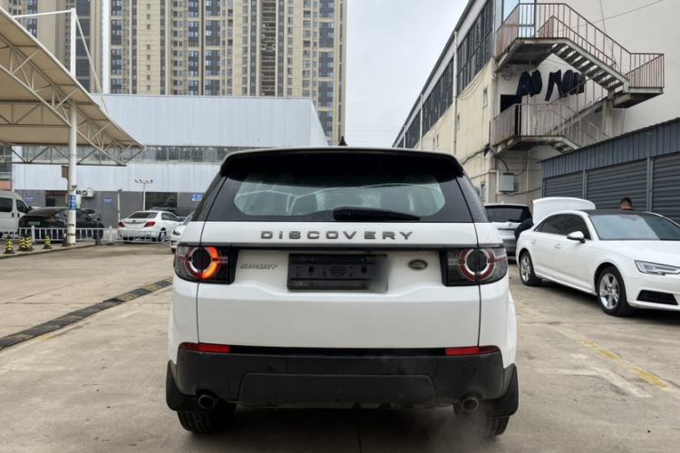 Used Land Rover Discovery Sport 2018 240 PS PURE Edition Exterior 10