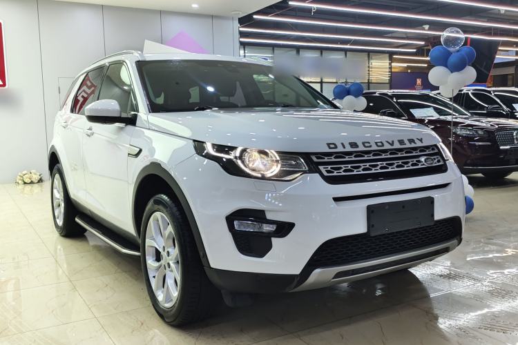 Used Land Rover Discovery Sport 2018 240 PS HSE Version Exterior 2
