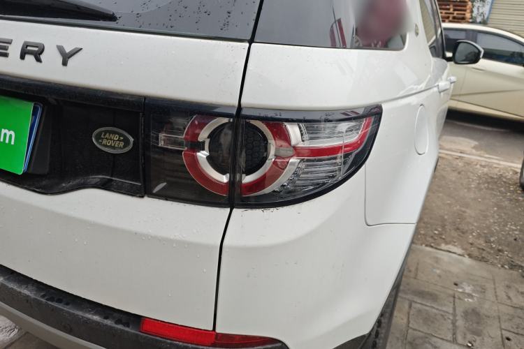 Used Land Rover Discovery Sport 2018 240 PS HSE Version Exterior 2