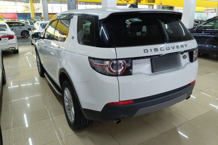 Used Land Rover Discovery Sport 2018 240 PS SE Version Exterior 2