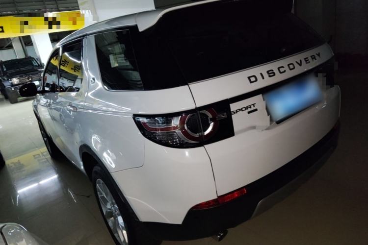 Used Land Rover Discovery Sport 2018 240 PS HSE Version Exterior 2
