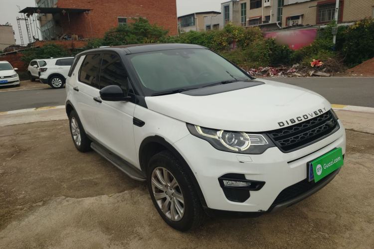 Used Land Rover Discovery Sport 2018 240 PS SE Version Exterior 2