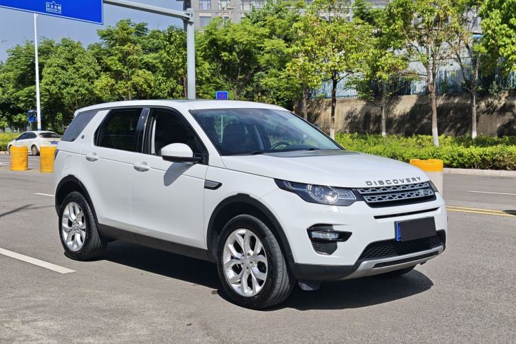 Used Land Rover Discovery Sport 2018 240 PS HSE Version Exterior 3