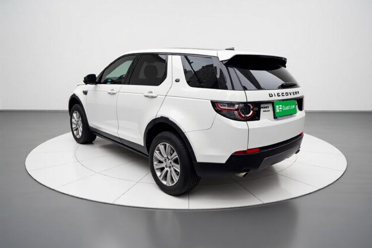 Used Land Rover Discovery Sport 2018 240 PS SE Version Exterior 3