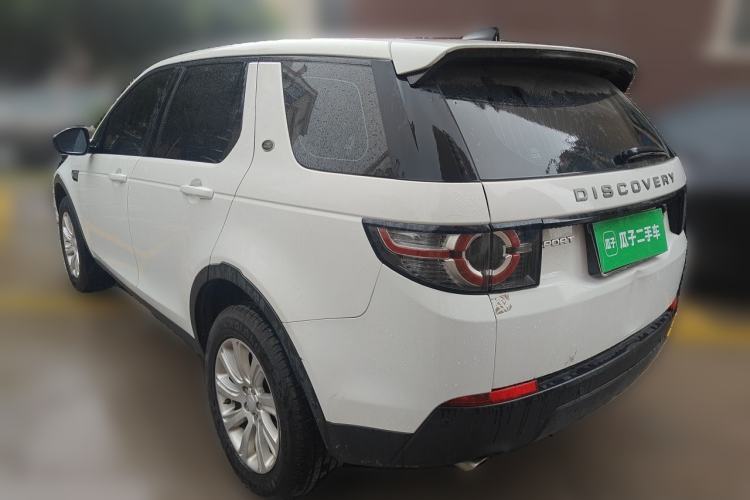 Used Land Rover Discovery Sport 2018 240 PS PURE Edition Exterior 3
