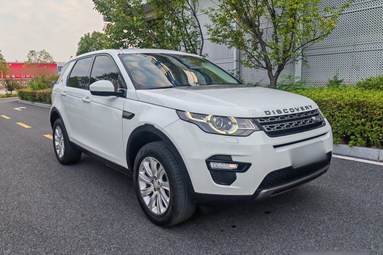 Used Land Rover Discovery Sport 2018 240 PS SE Version Exterior 4