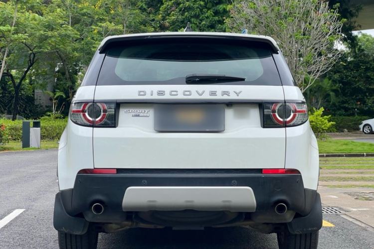Used Land Rover Discovery Sport 2018 240 PS HSE Version Exterior 4
