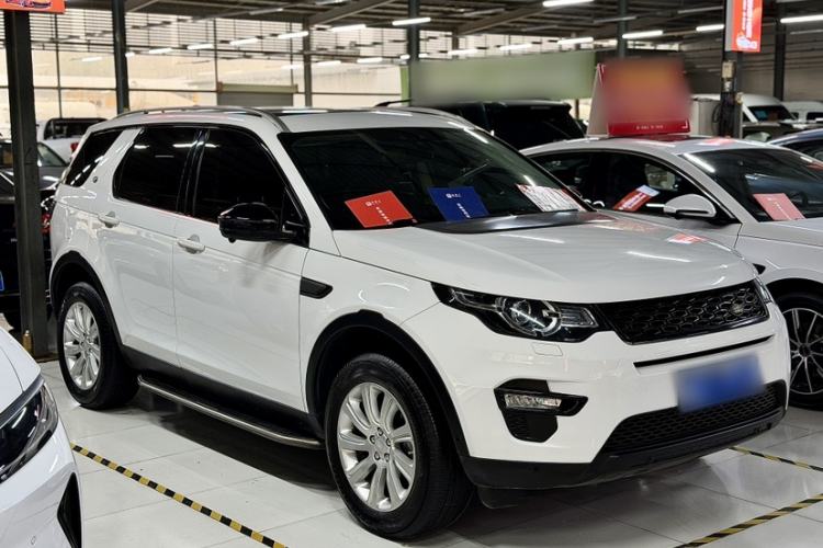 Used Land Rover Discovery Sport 2018 240 PS PURE Edition Exterior 4