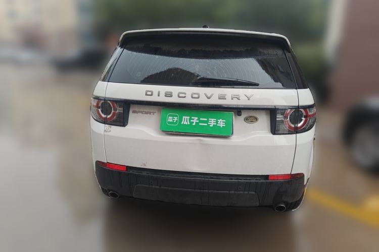 Used Land Rover Discovery Sport 2018 240 PS PURE Edition Exterior 4