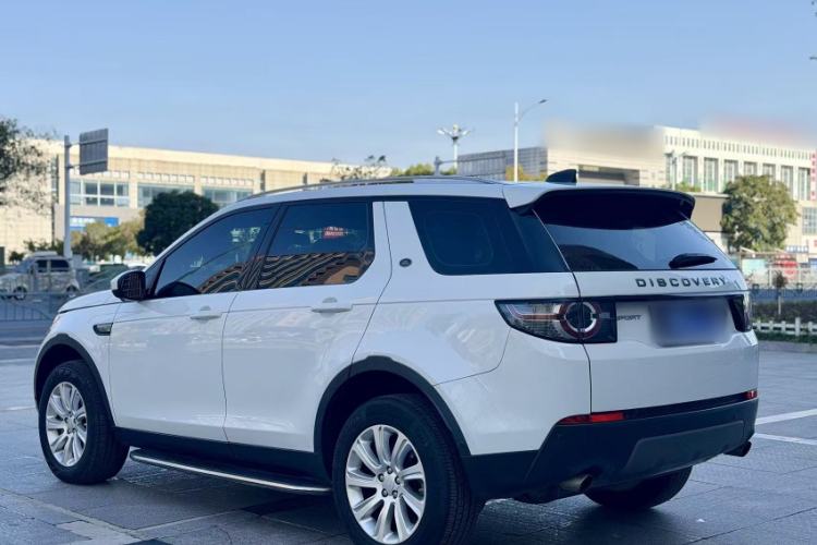 Used Land Rover Discovery Sport 2018 240 PS SE Version Exterior 4