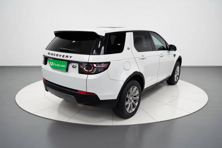 Used Land Rover Discovery Sport 2018 240 PS SE Version Exterior 5