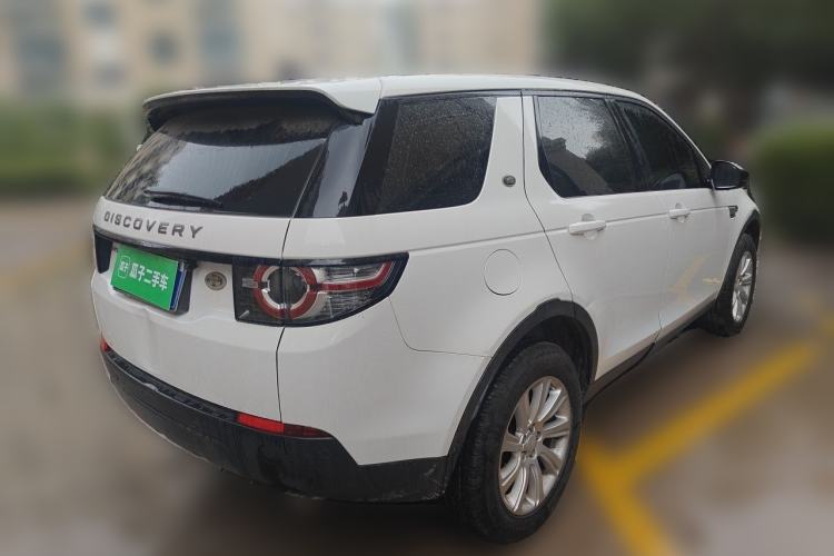 Used Land Rover Discovery Sport 2018 240 PS PURE Edition Exterior 5