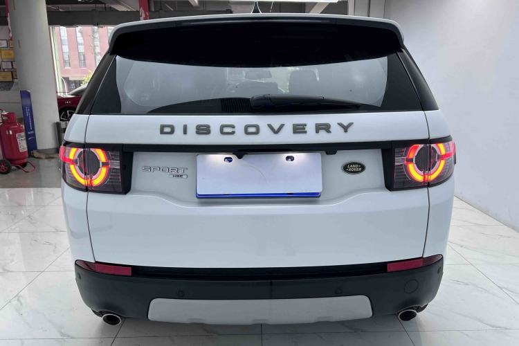 Used Land Rover Discovery Sport 2018 240 PS HSE Version Exterior 5
