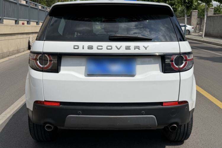 Used Land Rover Discovery Sport 2018 240 PS SE Version Exterior 6