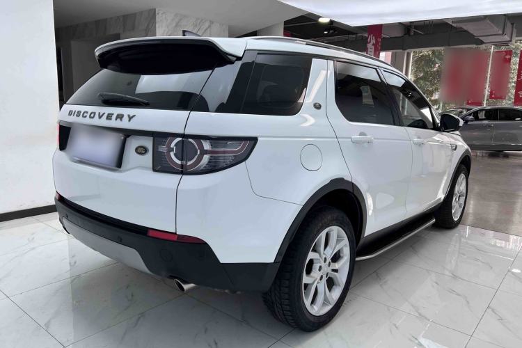 Used Land Rover Discovery Sport 2018 240 PS HSE Version Exterior 6