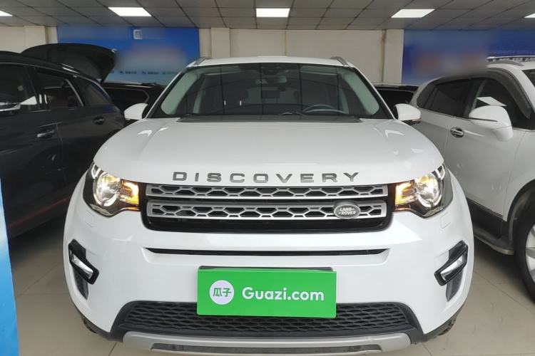Used Land Rover Discovery Sport 2018 240 PS HSE Version Front
