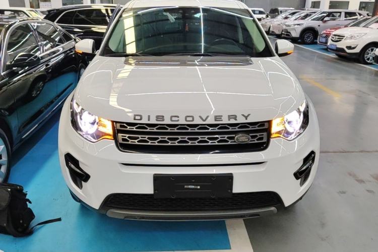 Used Land Rover Discovery Sport 2018 240 PS SE Version Front