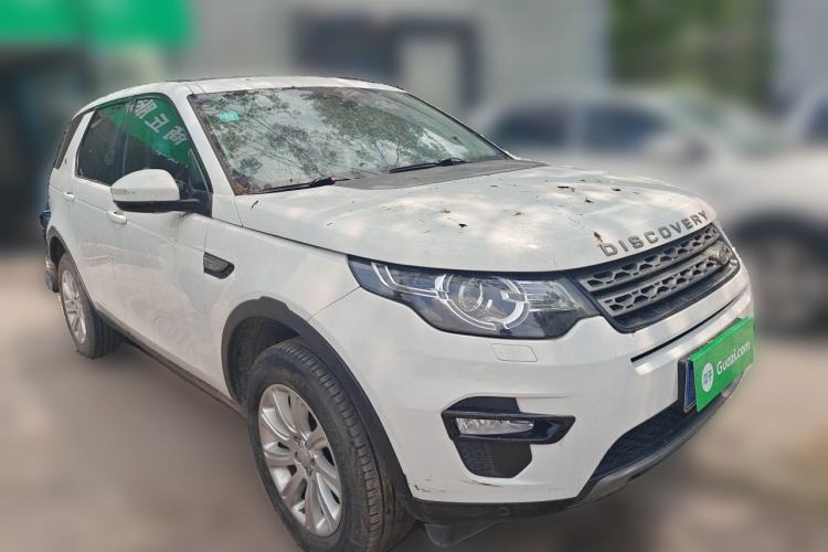 Used Land Rover Discovery Sport 2018 240 PS SE Version Front Right 45 Deg
