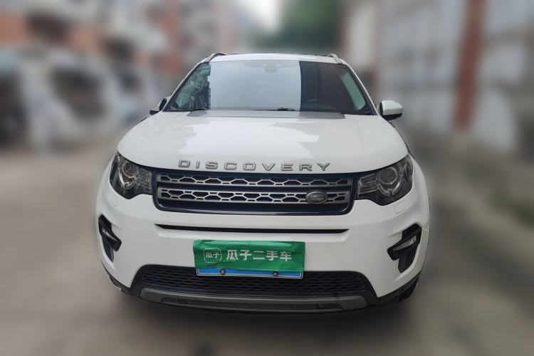 Used Land Rover Discovery Sport 2018 240 PS SE Version Front