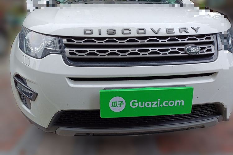 Used Land Rover Discovery Sport 2018 240 PS SE Version Front