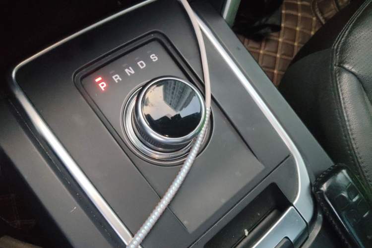 Used Land Rover Discovery Sport 2018 240 PS Zhiyue Limited Edition Gear Lever