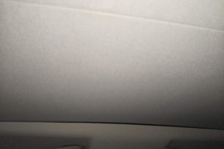 Used Land Rover Discovery Sport 2018 240 PS HSE Version Headliner