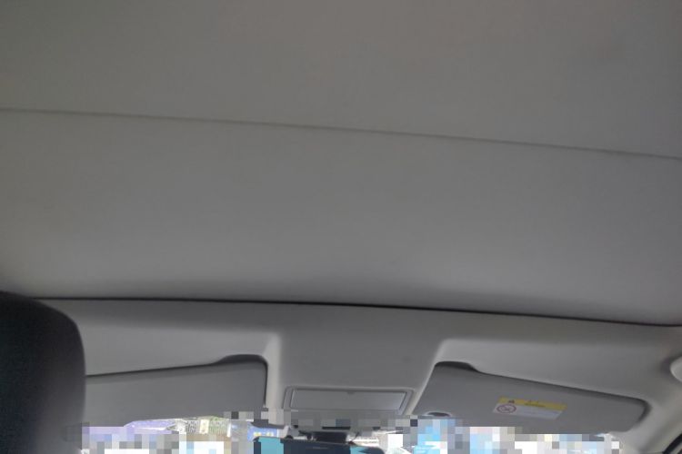 Used Land Rover Discovery Sport 2018 240 PS PURE Edition Headliner