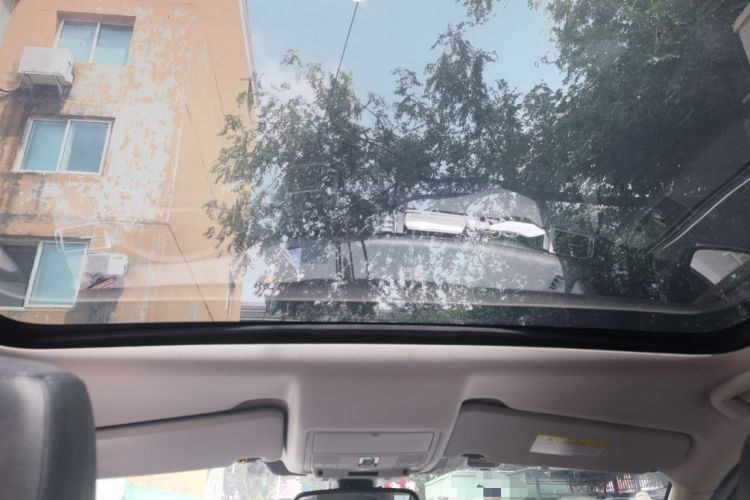 Used Land Rover Discovery Sport 2018 240 PS PURE Edition Headliner