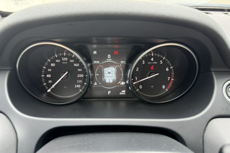 Used Land Rover Discovery Sport 2018 240 PS SE Version Instrument Cluster